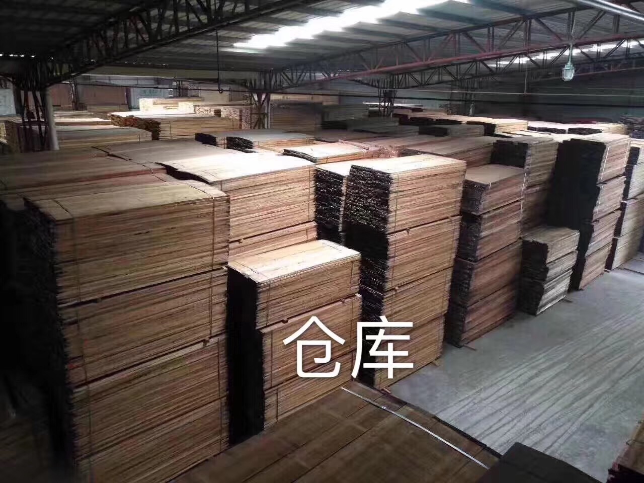 黃金胡桃木5.0-6.0到貨，顏色大美，極受歡迎。各位老板趕緊來下訂單咯。